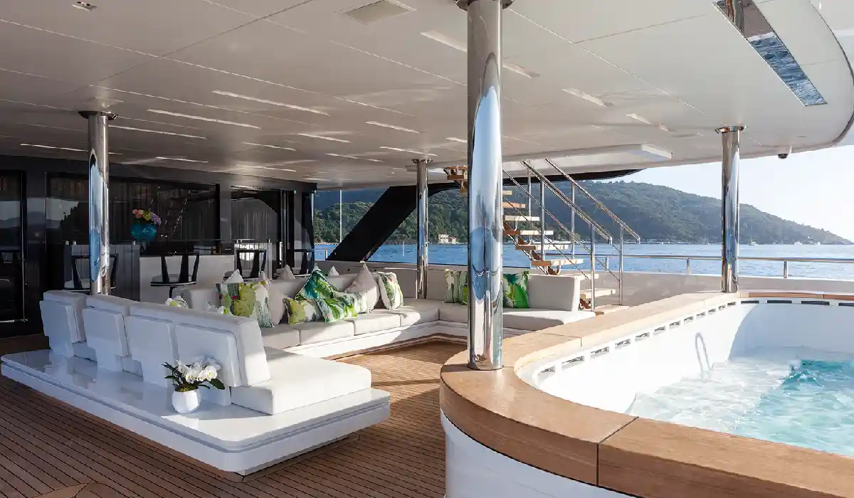 Admiral - Quinta Essentia - Best Yacht Rentals - Best Preowned Yachts - Exclusive Concierge Club.webp